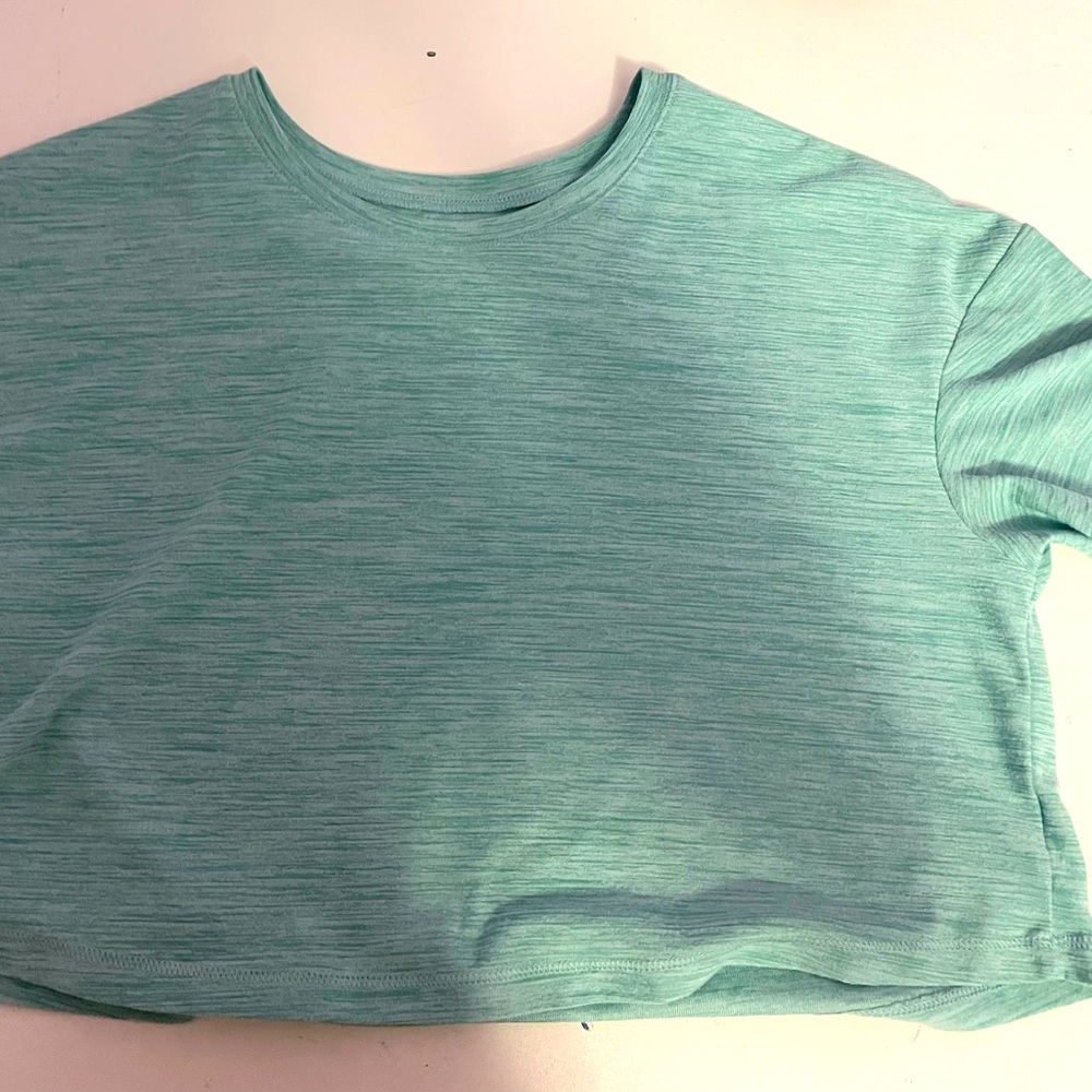 Blue old navy athletic cropped tee